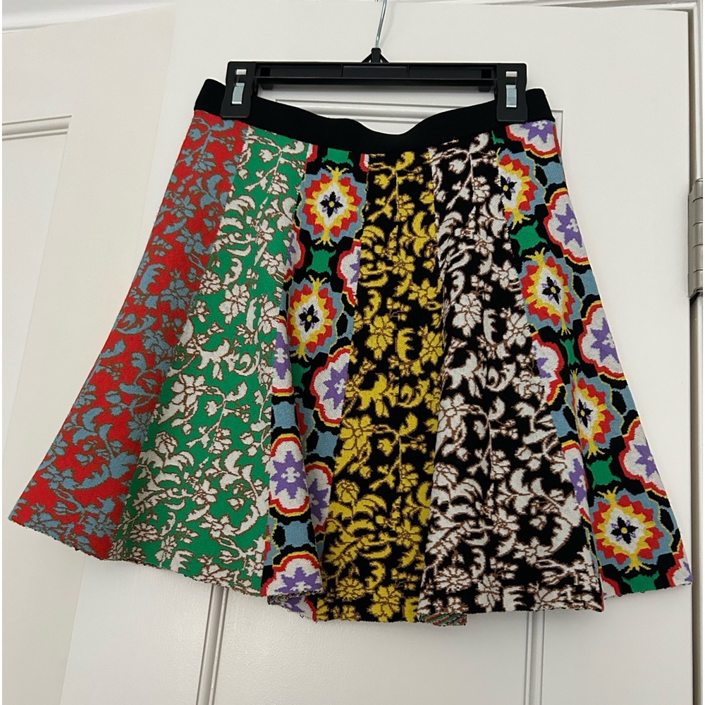 Beautiful Alice + Olivia XS Mini Skirt